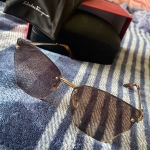 Salvatore ferragamo glasses
